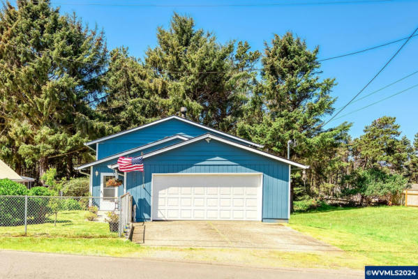 435 SE INLET AVE, LINCOLN CITY, OR 97367, photo 3 of 40