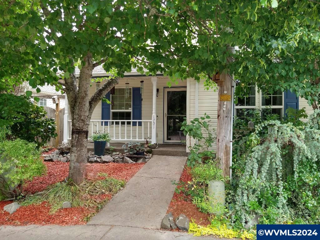 1701 SW EASY ST, CORVALLIS, OR 97333, photo 1 of 9